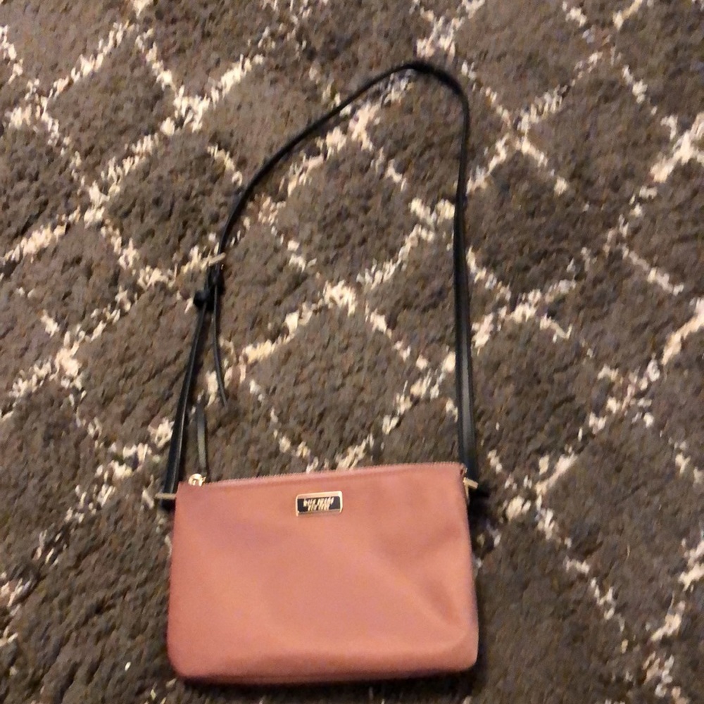 Kate Spade crossbody. - Picture 6 of 6